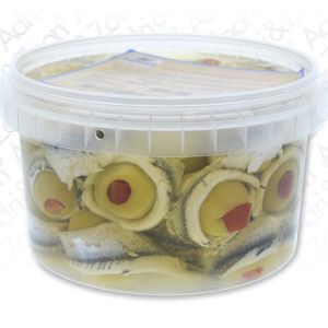 Ansjovisfilet rolletjes met olijf - bak 500 gram